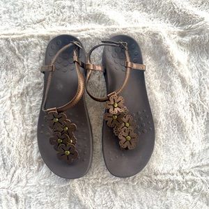 Brown Vionic Sandals